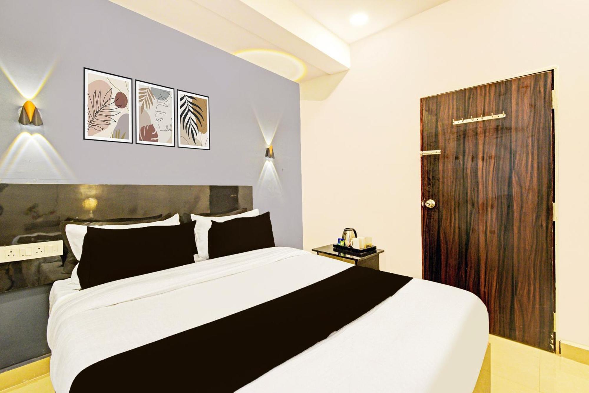 Hotel O Malani Inn Hyderabad Exterior photo