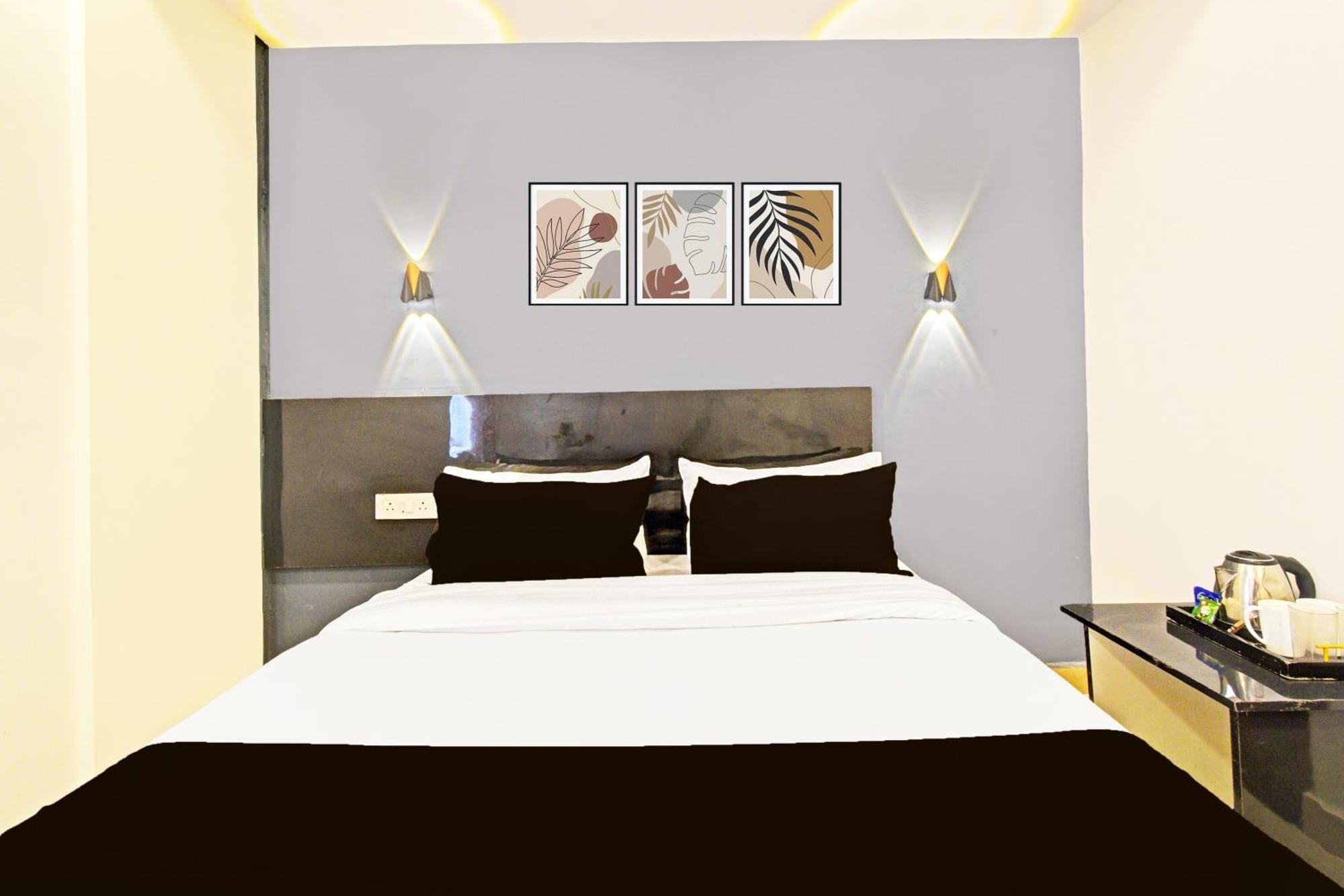 Hotel O Malani Inn Hyderabad Exterior photo